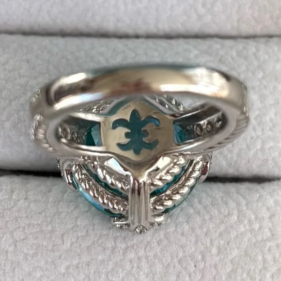 Judith Ripka Sterling Silver Teal Cubic Zirconia Ring size 7